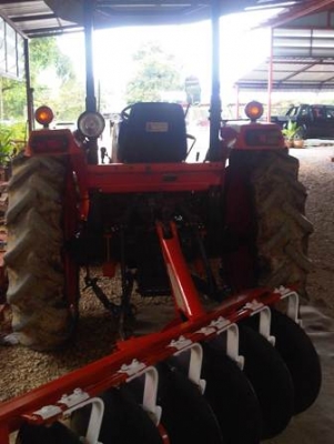 ขายรถไถ Kubota M5000 (4WD) พร้อมดันหน้าและผานหลัง ขายรถไถ Kubota M5000 (4WD) พร้อมดันหน้าและผานหลัง