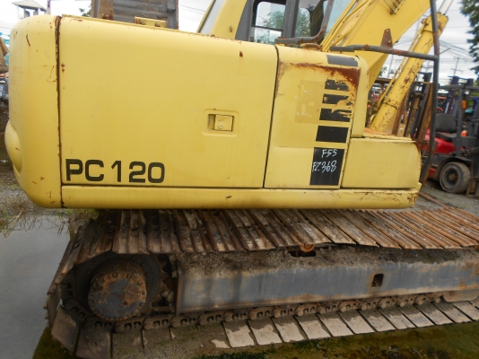 ขายด่วนรถแบคโฮ ยี่ห้อ KOMATSU PC200-6 รถนอกไม่เคยใช้งานในไทย สภาพดี เอวแน่น ราคาพิเศษสุดๆ