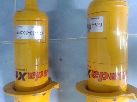 ขายโช๊ค amada xtreme ยก 2นิ้ว ขายโช๊ค amada xtreme ยก 2นิ้ว