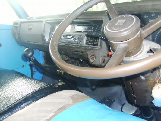 ขายรถบรรทุก 6 ล้อดั๊ม