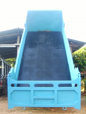 ขายรถบรรทุก 6 ล้อดั๊ม