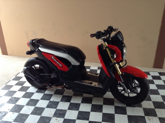 ซูมเม่อX สวยๆ 5พันโล ปี56 เครื่องเดิมแน่นๆ ภาษีไม่หมด