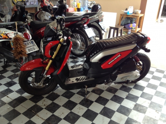 ซูมเม่อX สวยๆ 5พันโล ปี56 เครื่องเดิมแน่นๆ ภาษีไม่หมด