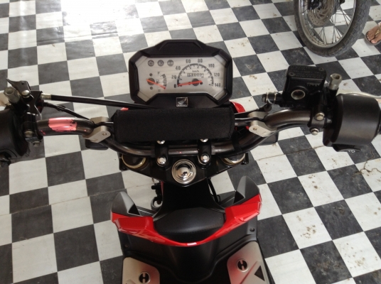 ซูมเม่อX สวยๆ 5พันโล ปี56 เครื่องเดิมแน่นๆ ภาษีไม่หมด