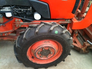 ขายKubota L3008 4WD พร้อมใบมีด พร้อมผาน สภาพดีมีประกัน