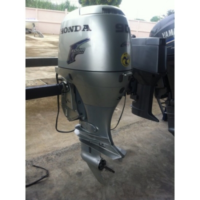 ขายเครื่องยนต์เรือ Honda BF90 4จังหวะ จากญี่ปุ่น
