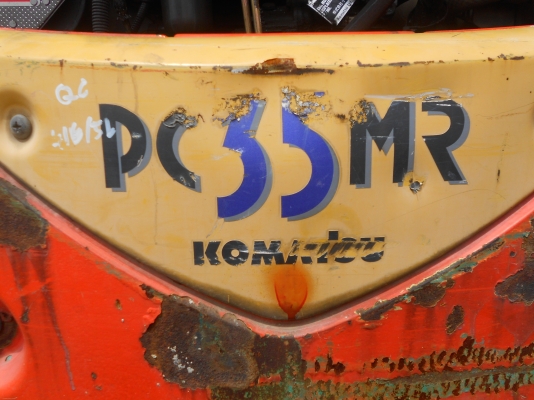 ขายรถแบคโฮ KOMATSU PC35MR-1 ขายรถแบคโฮ KOMATSU PC35MR-1