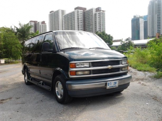 Chevrolet Express SAVANA ปี 02' สีเขียว 5700 cc รถผู้บริหาร Chevrolet Express SAVANA ปี 02' สีเขียว 5700 cc รถผู้บริหาร
