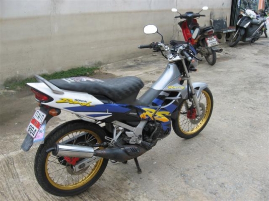 ขายมอเตอร์ไซค์ Honda Dash ตูดเป็ดตัวใหม่ ขายมอเตอร์ไซค์ Honda Dash ตูดเป็ดตัวใหม่