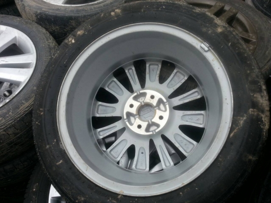 แม็กซูซุกิ พร้อมยาง 195 55 16  มี 1ชุด