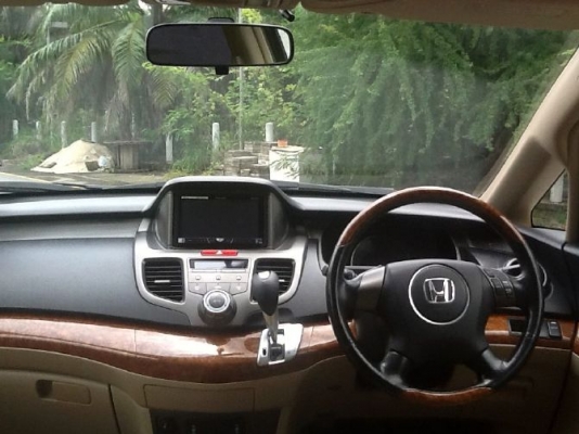 Honda Odyssey 2.4 รุ่น Top Full Option ปี 2005 รถมือเดียวออกห้าง Honda Odyssey 2.4 รุ่น Top Full Option ปี 2005 รถมือเดียวออกห้าง