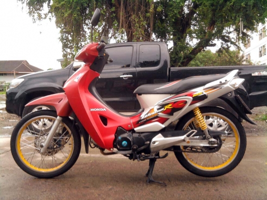 ขออนุญาติขาย HONDA WAVE 125R U-Box มือเดียว รุ่นกุญแจใหญ่ 2 ชั้น