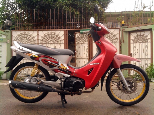 ขออนุญาติขาย HONDA WAVE 125R U-Box มือเดียว รุ่นกุญแจใหญ่ 2 ชั้น