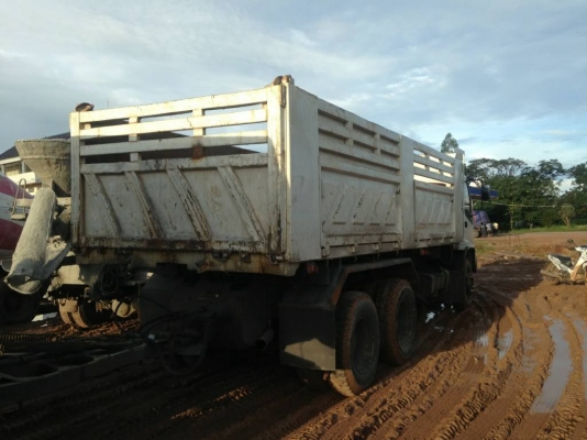 10ล้อดั้ม ISUZU DECA 270จดปี52(เครื่องดำ)ดั้มสามมิตรมีลำโพงลากลูก