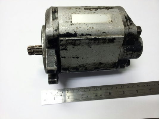 ปั้มติดเครนท้ายรถบรรทุก 3 ตัน