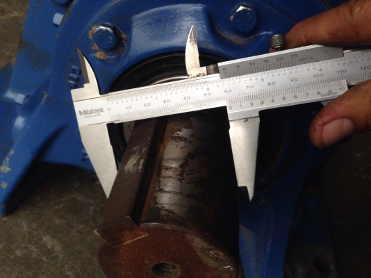 ขายมอเตอร์เกียร์ Sumitomo cycro drive 3 HP. อัตราทด1:87 มีเบรคในตัว สภาพสวย พร้อมใช้งาน