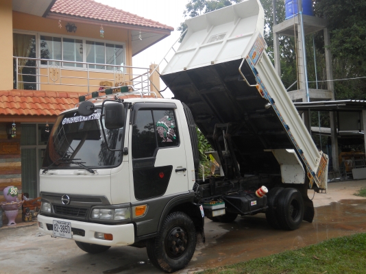 ขายรถ hino สภาพเอี่ยม กะบะสามมิตรแท้