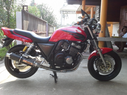 Honda Cb400cc.