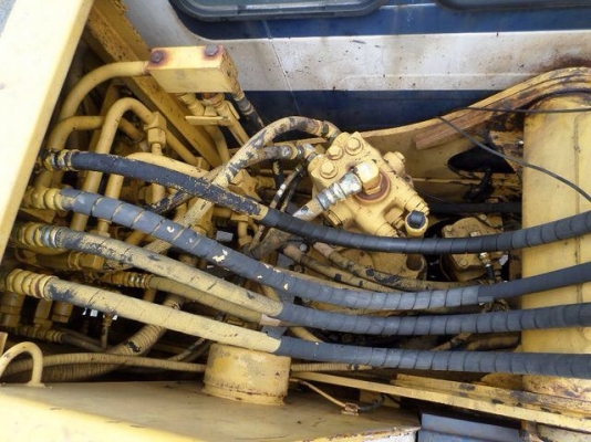 SALE__แบคโฮ KOMATSU PC60-6 S/N 39494 ปี 1992 เก่านอกญี่ปุ่นแท้  ไม่เคยผ่านการใช้งานในประเทศไทย