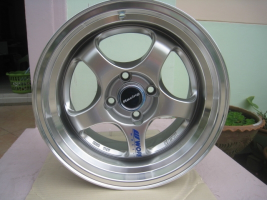 ขายล้อแม็กใหม่ S1 ขอบ15xหน้า 7.5 et38 หลัง 8.5 et25 4รู100  สนใจติดต่อเล็กคลองสามครับ (081-3747940)