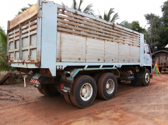 ขาย 10ล้อ2เพลาดั้ม นางฟ้าแท้ 195 Isuzu rocky fvz32mzp r เครื่งเดิม6he1 เกียร์zf ช่วงล่างสวย คัสซีสวยมากไม่มีผุไม่มีบวม ยางสวย10เส้น กระบะดั้มเนียม สภาพสวย หัวบางเดิม ภายในสวยคอนโซลครบ แอร์ พาวเวอร์ ทริฟฟี่ ซื้อไปไม่ต้องทำไร ใช้งานได้เลยครับ พร้อมใช้ พร้อม