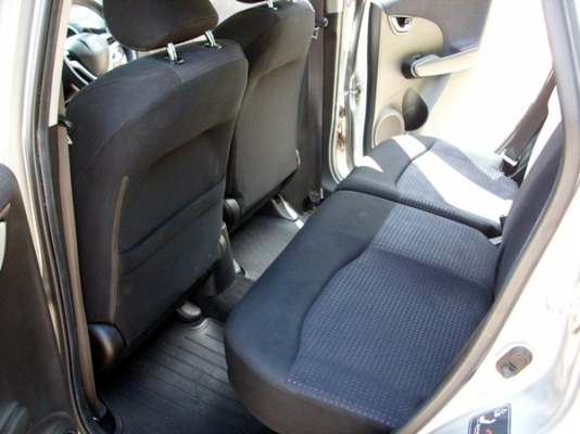 ขายNew JAZZ i-VTEC รถมือเดียว ผู้หญิงใช้ วิ่งน้อย บุ๊คเซอร์วิสครบ มีประกันภัยชั้น1แถม ขายNew JAZZ i-VTEC รถมือเดียว ผู้หญิงใช้ วิ่งน้อย บุ๊คเซอร์วิสครบ มีประกันภัยชั้น1แถม