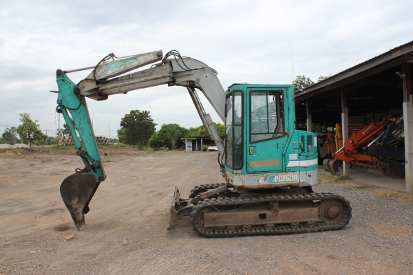 ขายรถแบคโฮ KOMASTU PC75UUเก่าญี่ปุ่นไม่เคยใช้งานในไทย