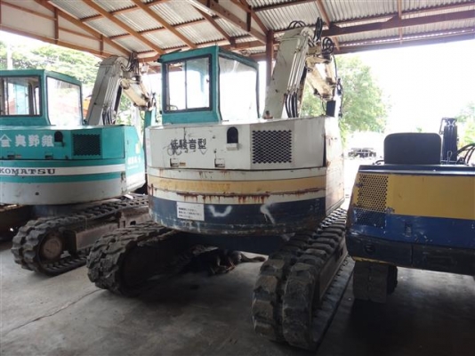 ขายรถแบคโฮ KOMASTU PC75UUเก่าญี่ปุ่นไม่เคยใช้งานในไทย