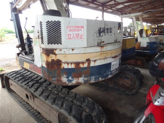 ขายรถแบคโฮ KOMASTU PC75UUเก่าญี่ปุ่นไม่เคยใช้งานในไทย