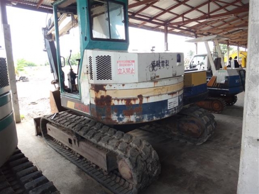 ขายรถแบคโฮ KOMASTU PC75UUเก่าญี่ปุ่นไม่เคยใช้งานในไทย