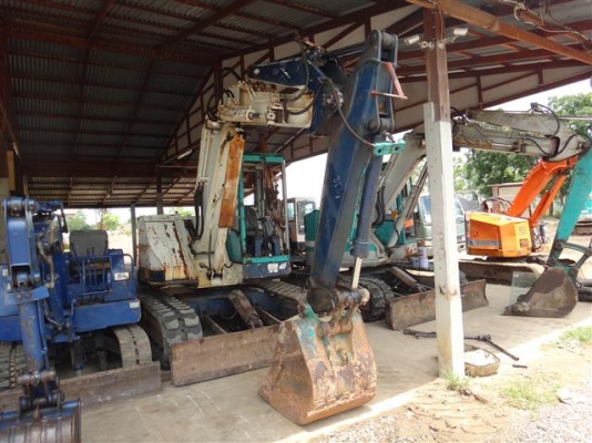 ขายรถแบคโฮ KOMASTU PC75UUเก่าญี่ปุ่นไม่เคยใช้งานในไทย