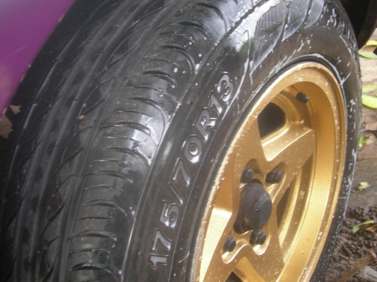 มาสด้า ตอนเดียว ยางใหม่4เส้นล้อแมก เครื่องแรง วิ่ง 120 ช่วงล่างเอาอยู่  ระบบไฟครบ ภาษี56