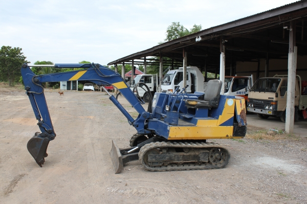 ขายแบคโฮเล็กKUBOTA KH26มือสองญ๊๋ปุ่นสภาพพร้อมใช้ราคาถูก ขายแบคโฮเล็กKUBOTA KH26มือสองญ๊๋ปุ่นสภาพพร้อมใช้ราคาถูก