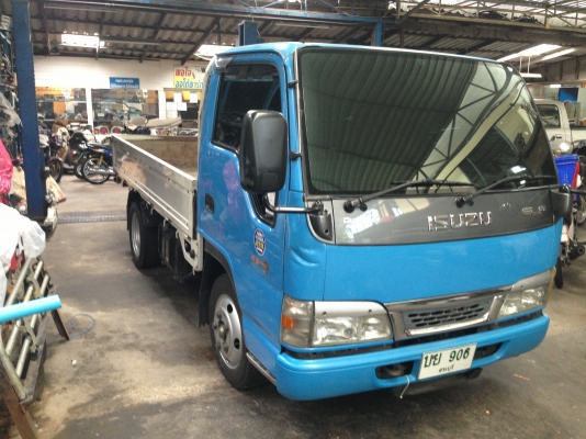 ขาย Isuzu NKR 4800cc commonrail !!!