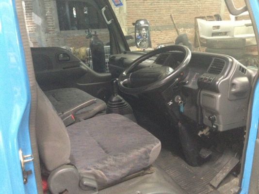 ขาย Isuzu NKR 4800cc commonrail !!!