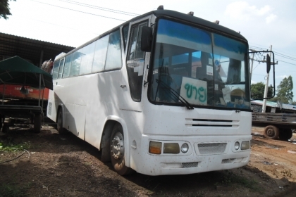 รถบัส ครัชซี เบ๊นซ์