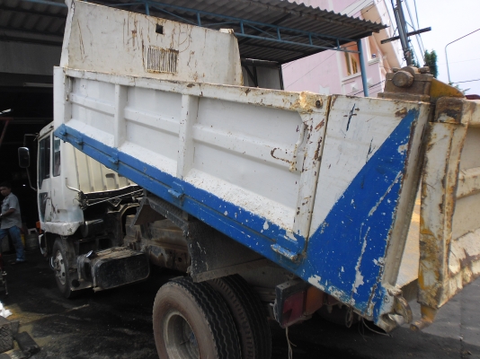 MITSUBISHI  FUSO 175  แรงม้า คัชซี FK 4166EZ- เลขเครื่องยนต์  6D15- 422 สภาพพร้อมใช้งาน ลดสุดๆๆๆ 450000   ด่วนๆ