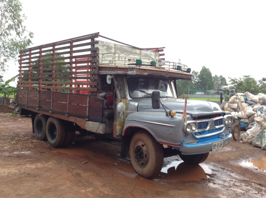 ขาย 10 ล้อหัวยาวเพลาเดียว เครื่อง 6BD1 165 แรงม้าแน่นไม่หลวม เกียร์ร็อคกี้ คัสซีสวยใช้ได้ ช่วงล่าง JCM ยางเต็ม ทะเบียนเต็มพร้อมโอน ราคาต่อรองได้ครับ