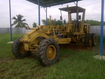 ขายรถเกรด 140G ซีเรียล 5MD-3750 เอกสารเล่มทะเบียน สภาพพร้อมใช้งาน