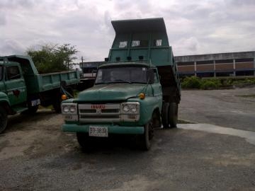 ขายหกล้อดั๊มพ์หน้ายาว Isuzu D160 เครื่องเดิม เกียร์เดิม แชสซีไม่ผุ กระบะดั๊มพ์ดินยาว 4.50 เมตร ทะเบียนพร้อม
