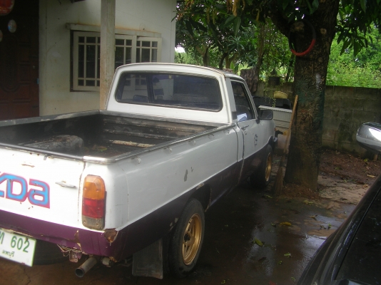 มาสด้าตอนเดียวยางใหม่4เส้นล้อแมก เครื่องแรงเกียร์แน่นวิ่ง120ช่วงล่างเอาอยู่