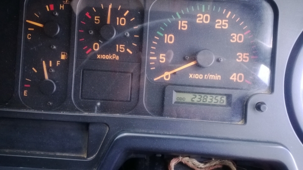 รถสวย...10ล้อดั้มISUZU DECA 200แรง ยูโร2 ปี*48 ออกป้ายแดง มือเดียว รถเดิมๆ