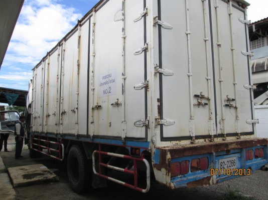 ISUZU-240-7,20เมตร-ตู้3บาน---ซื้อสดลดได้มี3คัน---