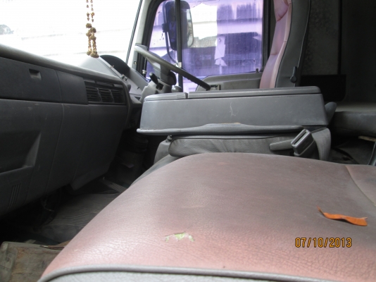 ISUZU-240-7,20เมตร-ตู้3บาน---ซื้อสดลดได้มี3คัน---