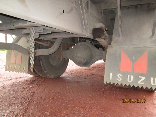 ISUZU-240-7,20เมตร-ตู้3บาน---ซื้อสดลดได้มี3คัน---