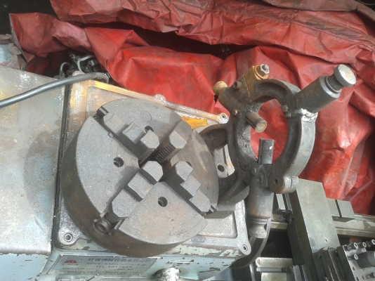 ขายเครื่องกลึง4ฟุต2เพลา มอเตอร์3แรง2สาย ใช้ไฟบ้าน