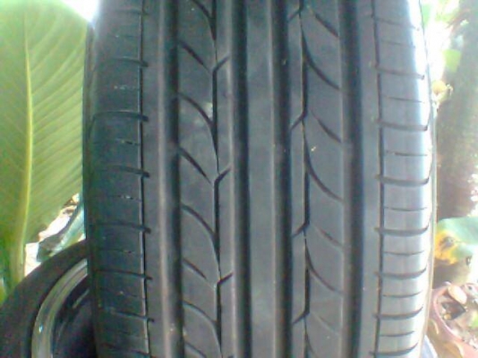 ขาย ล้อแม็ก 17 นิ้ว 4 รู   Enkei พร้อม ยาง  205 / 45 / R 17  ใช้ได้ไม่ นาน สภาพ 90 \%  ชุดละ 19,000