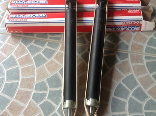 ขายโชคอัพคู่หลังใส่ มาสด้า 2 สภาพใหม่ ขายโชคอัพคู่หลังใส่ มาสด้า 2 สภาพใหม่