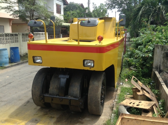 ขายรถบด SAKAI. TS150 ด่วน เอกสารเล่มทะเบียน