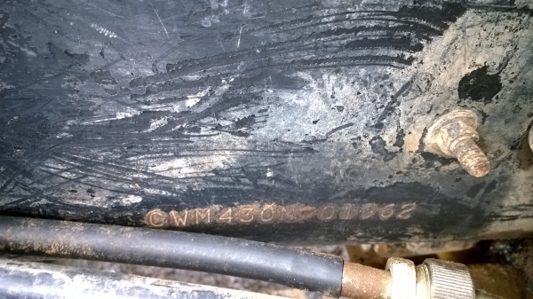 10ล้อดั้มNISSAN UD 230 แรง คันนื้ได้เดิมๆ รถห้างแท้ เล่มพร้อม ภาษีไม่ขาด  (วิ่งงานเพิ่งเสร็จ.กำลังล้างอยู่...)..